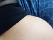 Mi VECINA ENTRA EN MI CUARTO ME PILLA VIENDO PORNO Y TERMINA FOLLANDO