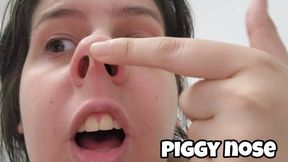 Piggy nose - Big Roman nose playing with it