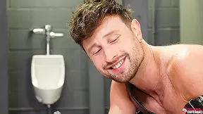 Backdoor Bathroom, Sc 3