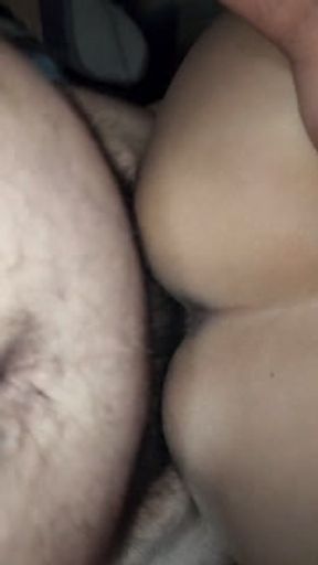 Quickin before my parents arrive he cums in my ass