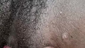 sogro seduz a esposa bbw do filho e chupa seu cu e sua buceta ate a gordinha safada gozar na sua boca