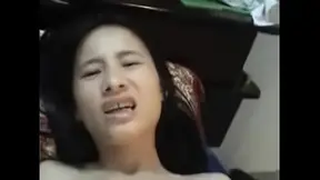 Amateur Asian skank gets a sloppy BJ and takes it fully