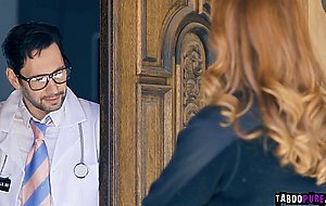 Doctor fingering Siri Dahls sweet muffin and makes her so wet