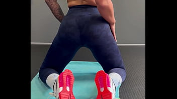 Une petite s&eacute_ance sportive &ccedil_a te tente ???