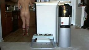 Curvaceous roommate babe clean our house all naked