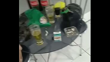 Esto pasa cuando estoy a solas con mi empleada