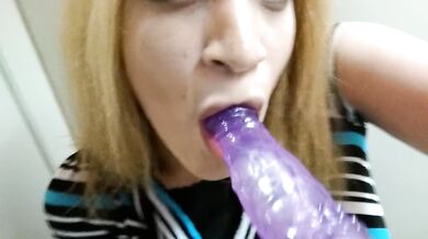 Fucking myself with dildo at work! OMG! -MissLady666