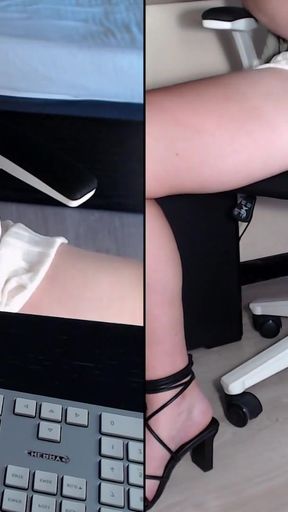 Unforgettable moment from &quot;Livecam - Play with my toy and cum in my pussy! With countdown&quot;