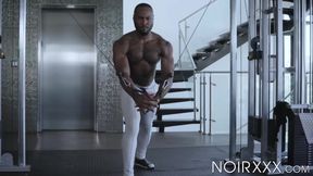 Ripped stepbro Noah Donovan joins me and my boyfriend for a passionate threesome
