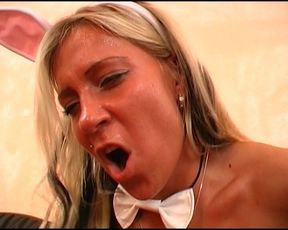 Perfect Blondie Is Here to Get Fucked in Her Perfect Pussy