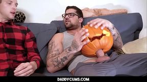 Sex With in Holidays Is More Fun - Benjamin Blue, Ryan Bones