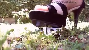 Pronto a questa sessione giantess voglio proprio distruggerti completamente