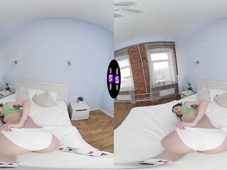 Funky City Widens Her Vagina For A Mirror Session - TeenMegaWorld