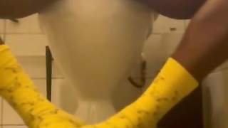 BIG BLACK COCK Morning Masturbating Sesh on the wc with Jism Shot