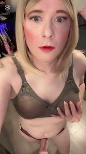 femboy jerks off