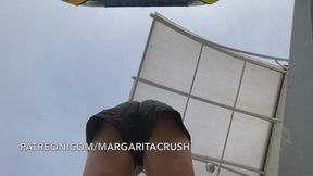 Slow Motion - Unaware Giantess Buttcrushes Tinies
