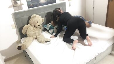My stepmom teaches me lesbian sex fingering petite teen home video