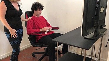 My stepmom helps me relax and cum - Matthias Christ