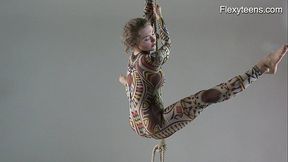 Anka the nudist showing her talent