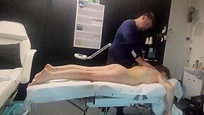 I Came To The Masseur, After The Massage I Wanted Him To Be In My Pussy, I Came Loudly