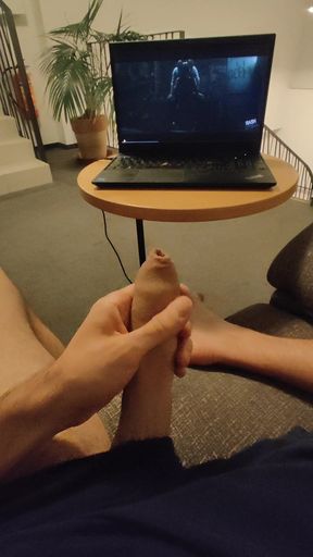 Public porn watch on corridor of Czech hotel