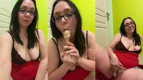 video gratuite 197 je fais grave ma cochonne avec un objet incroyable .. et ...