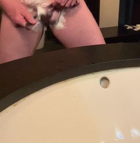 Shavin' Gets Me Horny Af