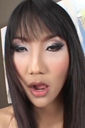 A young trans girl until he sees played with her dick and was  fucked after - Trans n Shemale