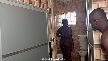 Quickoe in the bathroom with my boss daughter