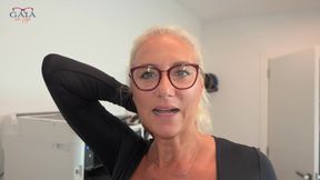 Hot MILF SECRETARY FUCKS and drinks boss's piss to not lose her job