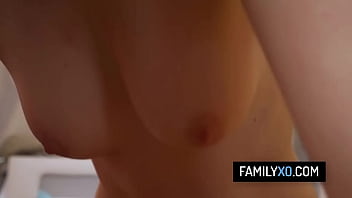 Redhead babe wants her stepdad'_s fat cock in her pussy - Ellie Murphy