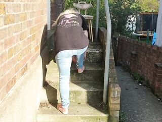 ⭐ Angel Casually Pissing Herself During the time that Tying Her Shoelace!