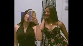 Dos chibolas bien ricas cum