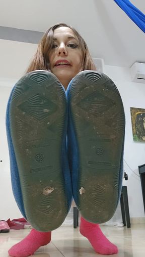 Slippers Modeling and Masturbating, Spanish Slippers