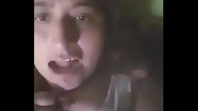 lamiendome las tetas