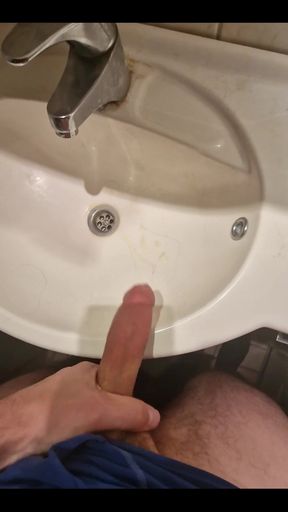 Wake up at Friend's House, Hungover. What Else You Gonna Do Than Cum? ‍
