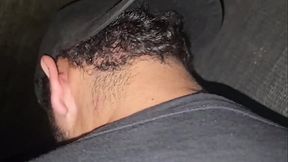 FUI CONHECER AS CABINES E COMI O RABO DE UM PEDREIRO CASADO, EMPURREI COM FOR&Ccedil_A.