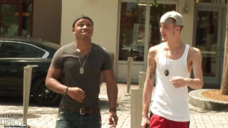 Tânără adolescentă gay curve futută anal