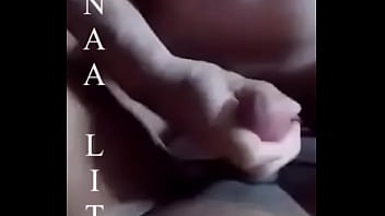 ESPADINHA E PIROCADA NO CUZINHO AT&Eacute_ LEITAR GOSTOSO... TODA SUJA DE PORRA QUENTE