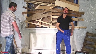 Alphamales - the manly bearded gay bottom get pounded