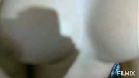 Dando a buceta gostoso