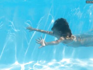 Bonnie hawt constricted tiny brunette hair pornstar swimming