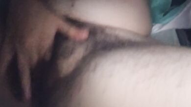 Late night solo fingering and rubbing