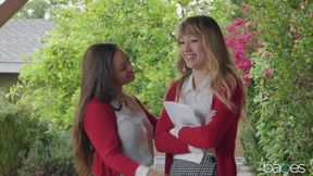Lesbian sex story with yammy teen Ivy Wolfe