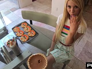 Kenzie Reeves Gets Stuffed With Cum On Thanksgiving