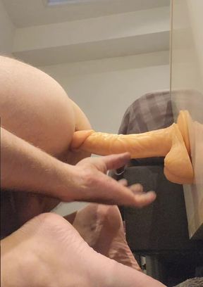 doggydildo dutch