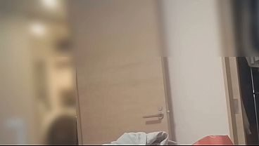 美人OL人妻のビジネススーツ着替えをこっそり撮影Home made amateur 個人撮影