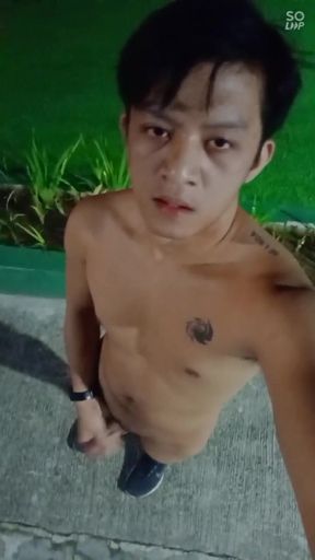 Horny after jogging at the park and decides to shoot it out before going home