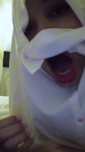 Burka Girl Cum Walk and Piss