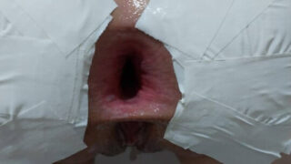 Béant, fisting &#8211; compilation : vidéo BDSM d&#39;une amatrice se faisant sodomiser